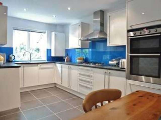  Image of 3 bedroom Terraced house for sale in Curtis Avenue Abingdon OX14 at Abingdon, OX14 3TT
