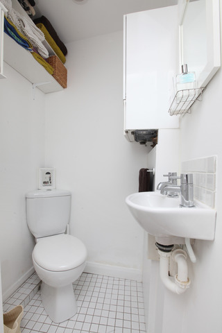  Image of 2 bedroom Apartment for sale in Dagmar Road London SE5 at Dagmar Road  Camberwell, SE5 8NZ