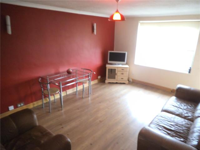  Image of 2 bedroom Flat to rent in Dalbeth Road Glasgow G32 at Tollcross Glasgow Glasgow, G32 8PY