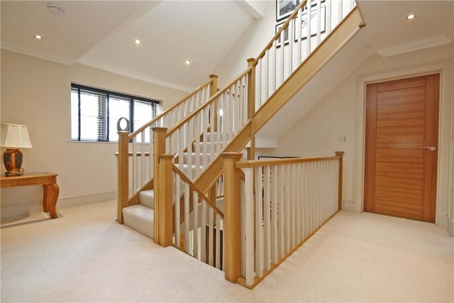  Image of 5 bedroom Detached house for sale in Dartnell Avenue West Byfleet KT14 at West Byfleet Surrey West Byfleet, KT14 6PJ