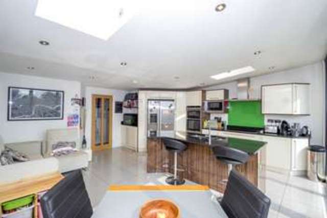  Image of 3 bedroom Semi-Detached house for sale in Dorset Road Beckenham BR3 at Beckenham, BR3 4EA