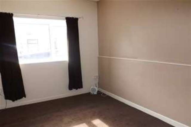  Image of 3 bedroom Terraced house to rent in Dukes Brow Blackburn BB2 at Blackburn, BB2 6DH
