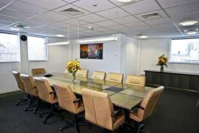  Image of Detached house to rent in East Smithfield London E1W at Tower Hill E1W London, E1W 1AW