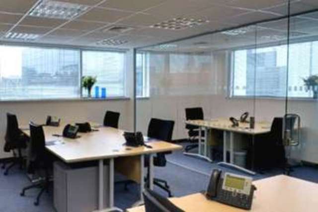  Image of Detached house to rent in East Smithfield London E1W at Tower Hill E1W London, E1W 1AW