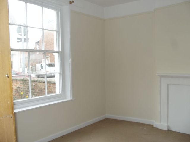  Image of 4 bedroom Semi-Detached house to rent in East Street Horncastle LN9 at East Street  Horncastle, LN9 6AZ
