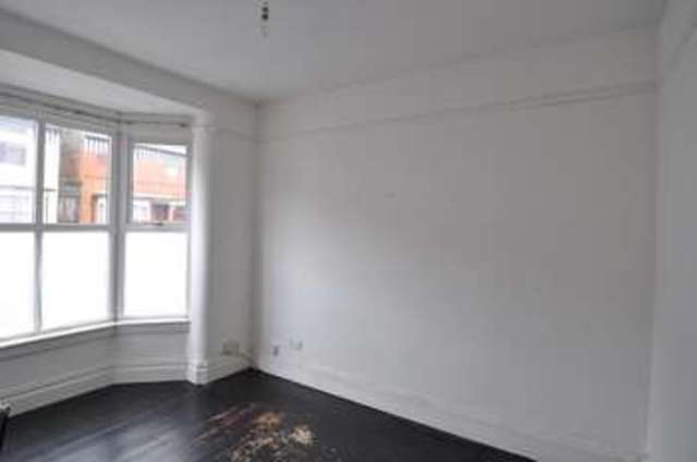  Image of 3 bedroom Property to rent in Eastwood Road Balsall Heath Birmingham B12 at Eastwood Road Balsall Heath Birmingham, B12 9NB