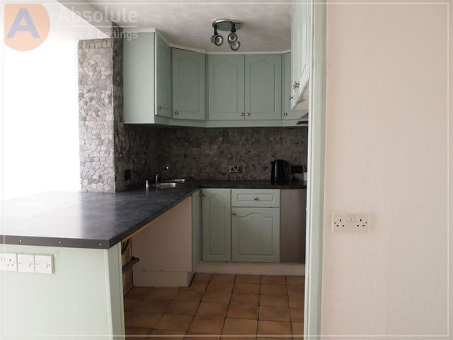  Image of 3 bedroom Detached house to rent in Ellacombe Road Torquay TQ1 at Ellacombe Road Array St Marychurch, TQ1 3AT