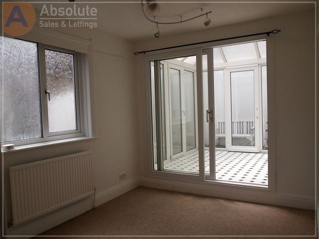  Image of 3 bedroom Detached house to rent in Ellacombe Road Torquay TQ1 at Ellacombe Road Array St Marychurch, TQ1 3AT