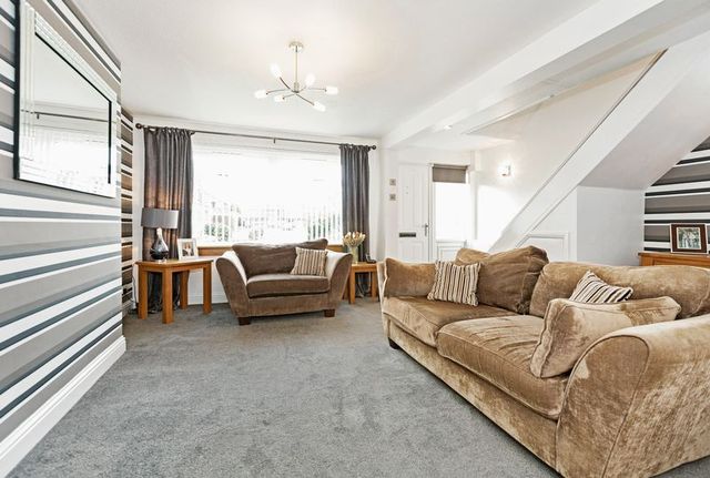 Image of 2 bedroom Semi-Detached house for sale in Ellaleen Grove Crossford Dunfermline KY12 at Ellaleen Grove Crossford Dunfermline, KY12 8QQ