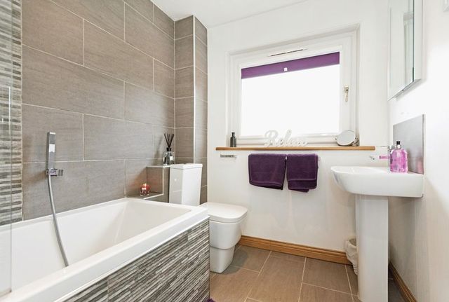  Image of 2 bedroom Semi-Detached house for sale in Ellaleen Grove Crossford Dunfermline KY12 at Ellaleen Grove Crossford Dunfermline, KY12 8QQ