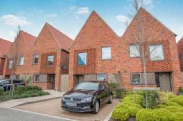  Image of 3 bedroom Detached house for sale in Elliotts Way Chatham ME4 at Chatham Kent Chatham, ME4 6EF