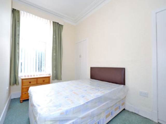 Image of 2 bedroom Flat to rent in Elmbank Terrace Aberdeen AB24 at City Centre Aberdeen Aberdeen, AB24 3PL