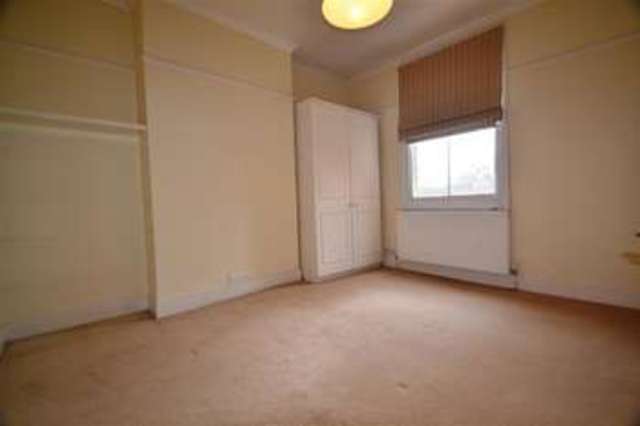  Image of 4 bedroom Terraced house to rent in Evelyn Road London SW19 at Haydons Road, SW19 8NU