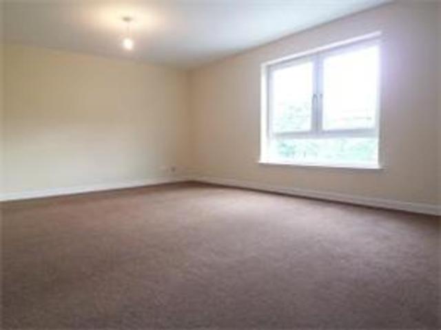  Image of 2 bedroom Flat to rent in Ferguslie Walk Paisley PA1 at Paisley Renfrewshire Renfrewshire, PA1 2RQ
