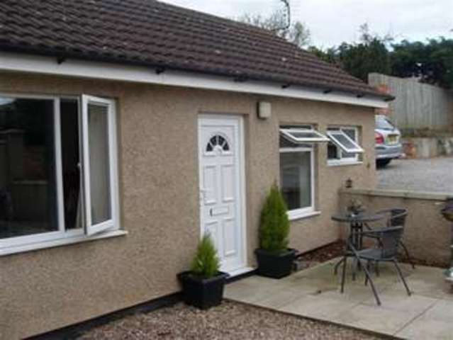  Image of 1 bedroom Flat to rent in Finedon Road Wellingborough NN8 at Wellingborough Northants, NN8 4AL