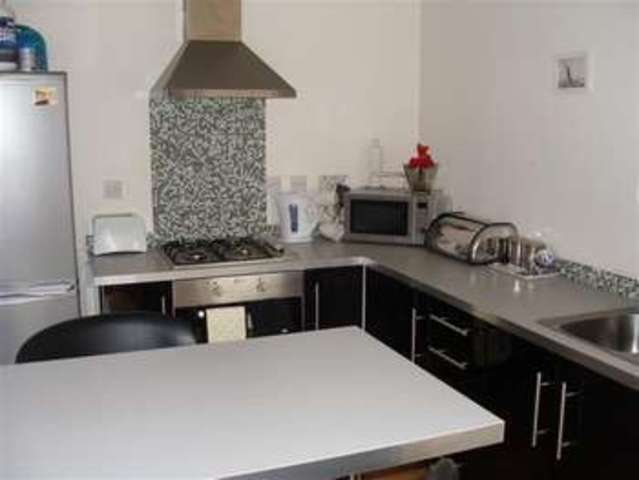  Image of 1 bedroom Flat to rent in Finedon Road Wellingborough NN8 at Wellingborough Northants, NN8 4AL