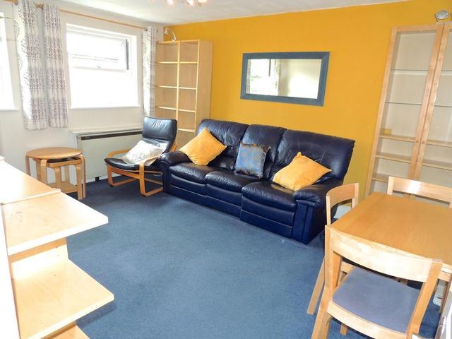  Image of 2 bedroom Flat to rent in Freemantle Street London SE17 at Walworth, SE17 2JP