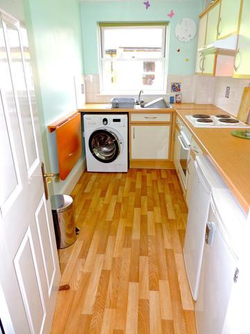  Image of 2 bedroom Flat to rent in Freemantle Street London SE17 at Walworth, SE17 2JP