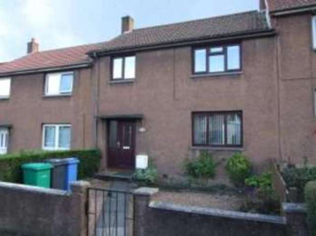  Image of 3 bedroom Terraced house for sale in Glamis Road Kirkcaldy KY2 at Kirkcaldy Fife Chapel, KY2 6LW