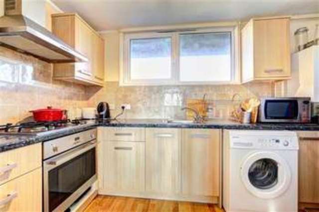 Image of 1 bedroom Flat to rent in Glanville Road London SW2 at Brixton, SW2 5DF