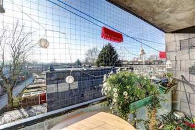  Image of 1 bedroom Flat to rent in Glanville Road London SW2 at Brixton, SW2 5DF