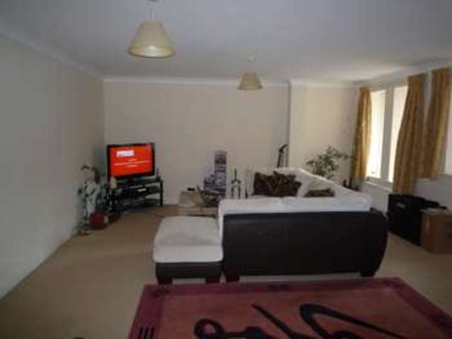  Image of 2 bedroom Apartment to rent in Gras Lawn Exeter EX2 at Gras Lawn  Exeter, EX2 4SZ