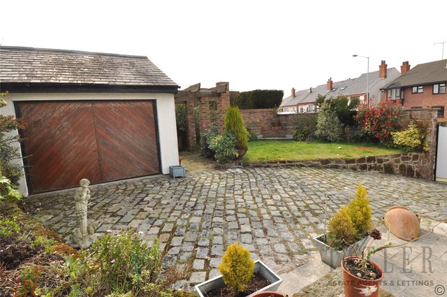  Image of 2 bedroom Semi-Detached house to rent in Greasby Road Greasby Wirral CH49 at Greasby Wirral Wirral, CH49 3NG