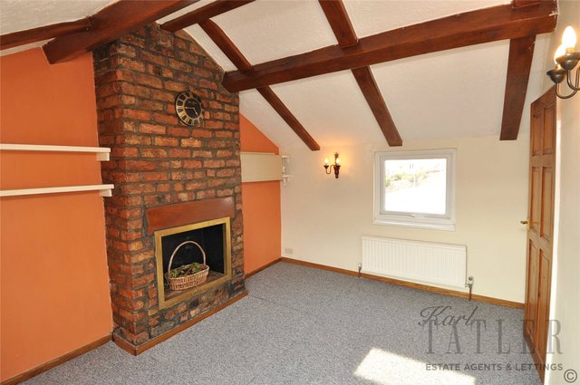  Image of 2 bedroom Semi-Detached house to rent in Greasby Road Greasby Wirral CH49 at Greasby Wirral Wirral, CH49 3NG