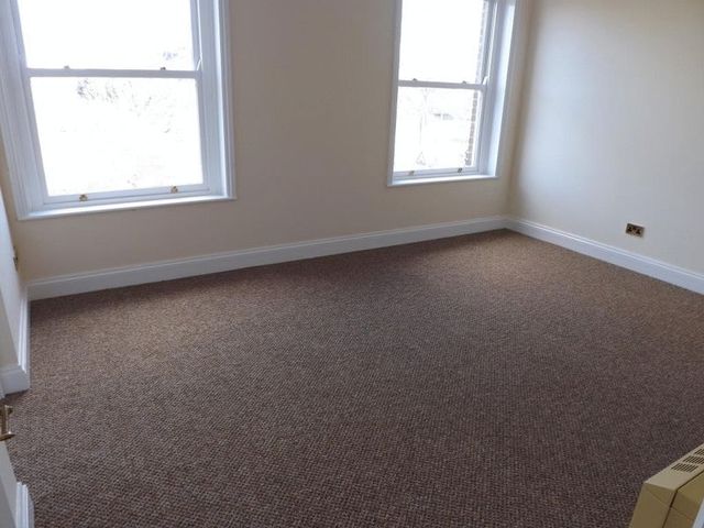  Image of 2 bedroom Flat for sale in Alexandra Road Great Yarmouth NR30 at Alexandra Road  Great Yarmouth, NR30 2AY