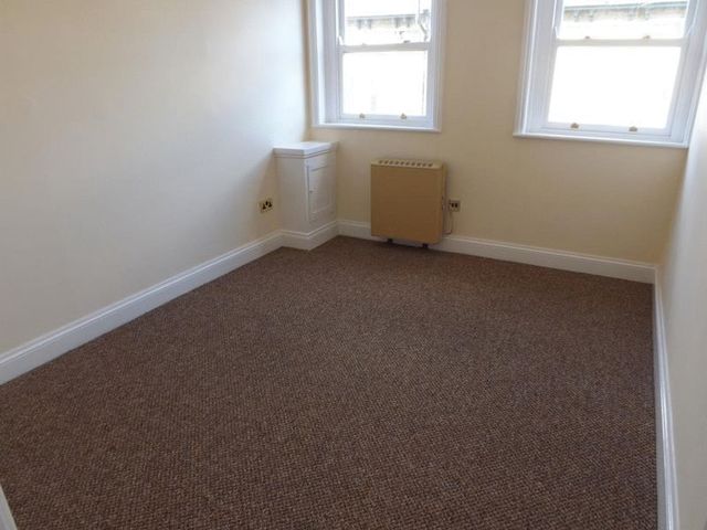  Image of 2 bedroom Flat for sale in Alexandra Road Great Yarmouth NR30 at Alexandra Road  Great Yarmouth, NR30 2AY