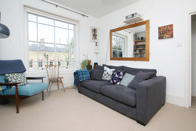  Image of 2 bedroom Maisonette for sale in Grosvenor Park London SE5 at Grosvenor Park  Camberwell, SE5 0NJ