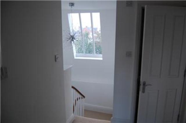  Image of 2 bedroom Flat to rent in Grosvenor Street Cheltenham GL52 at 24 Grosvenor Street  Gloucestershire, GL52 2SG