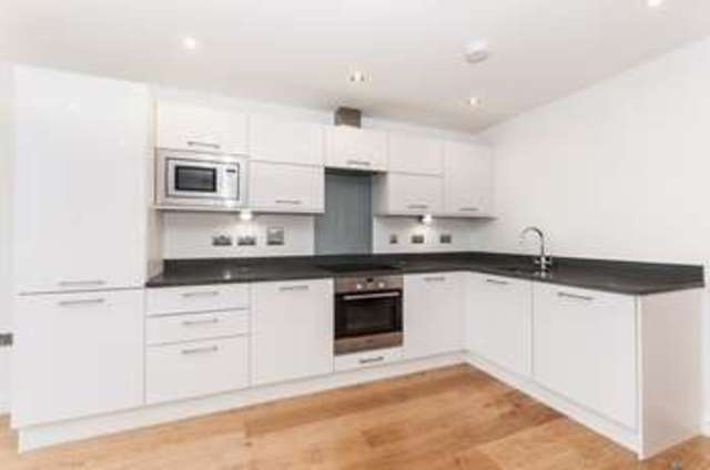  Image of 2 bedroom Flat to rent in High Street London E15 at 158 High Street  Stratford, E15 2FW