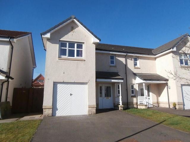  Image of 3 bedroom Semi-Detached house to rent in Hamilton Gardens Armadale Bathgate EH48 at Armadale West Lothian West Lothian, EH48 2JA