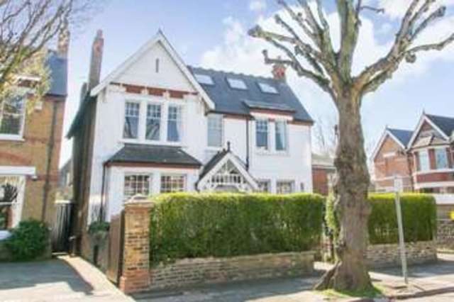  Image of 2 bedroom Flat for sale in Hamilton Road London W5 at Ealing London Ealing, W5 2EQ