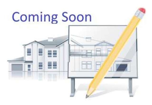  Image of 2 bedroom Flat to rent in Hamlet Court Road Westcliff-on-Sea SS0 at Westcliff On Sea  Westcliff-on-Sea, SS0 7DE