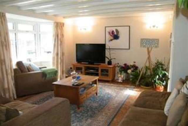  Image of 4 bedroom Detached house to rent in Heather Close Stratford-upon-Avon CV37 at Stratford-upon-Avon, CV37 9DQ