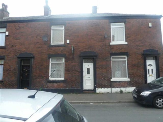  Image of 2 bedroom Property for sale in High Barn Close Rochdale OL11 at High Barn Close Rochdale Rochdale, OL11 3PN