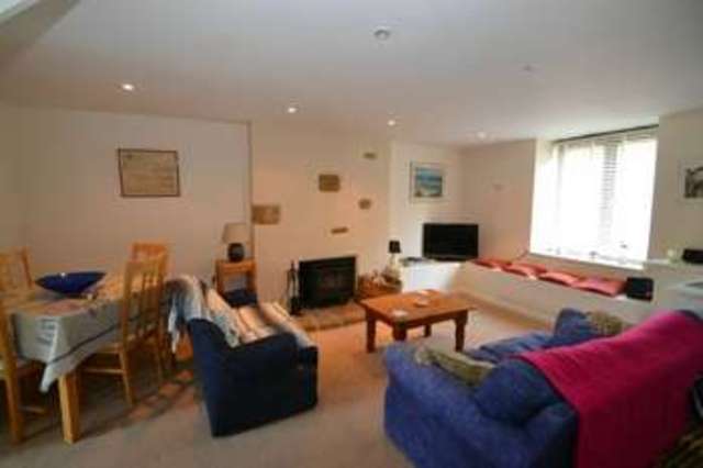  Image of 2 bedroom Cottage for sale in High Street Topsham Exeter EX3 at Topsham, EX3 0DY