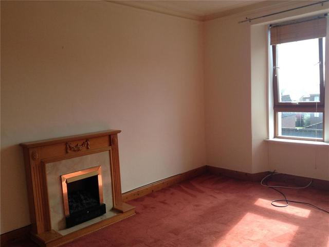 Image of 2 bedroom Flat to rent in Hill Street Dundee DD3 at Law Dundee Dundee, DD3 6QP