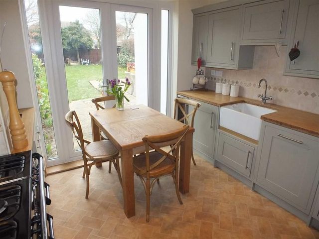  Image of 3 bedroom Property to rent in Holbrook Lane Trowbridge BA14 at Holbrook Lane Trowbridge Trowbridge, BA14 0PP