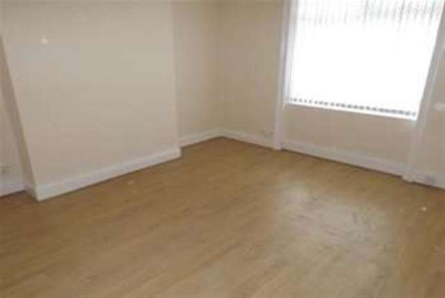  Image of 2 bedroom Flat to rent in Holly Avenue Wallsend NE28 at Wallsend, NE28 6PL