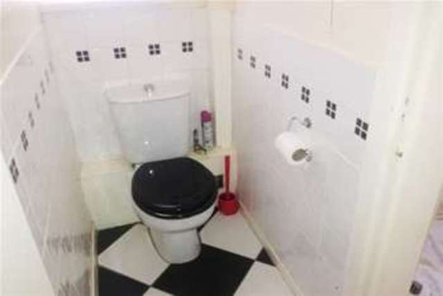  Image of 2 bedroom Flat to rent in Holly Avenue Wallsend NE28 at Wallsend, NE28 6PL