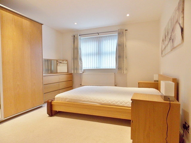  Image of 2 bedroom Apartment to rent in Horder Mews Swindon SN1 at Old Town  Swindon, SN1 3ED