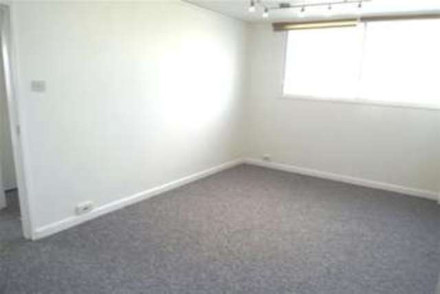  Image of 2 bedroom Flat to rent in Goldstone Villas Hove BN3 at Hove, BN3 3RX