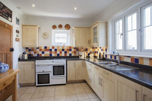  Image of 3 bedroom Detached house for sale in Tunstead Road Hoveton Norwich NR12 at Tunstead Road Hoveton Norwich, NR12 8QN