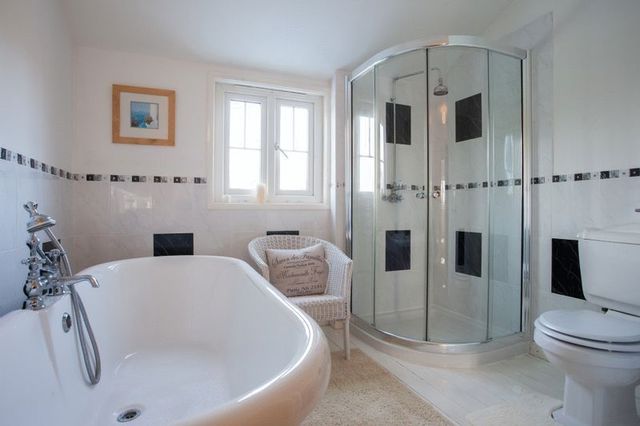  Image of 3 bedroom Detached house for sale in Tunstead Road Hoveton Norwich NR12 at Tunstead Road Hoveton Norwich, NR12 8QN