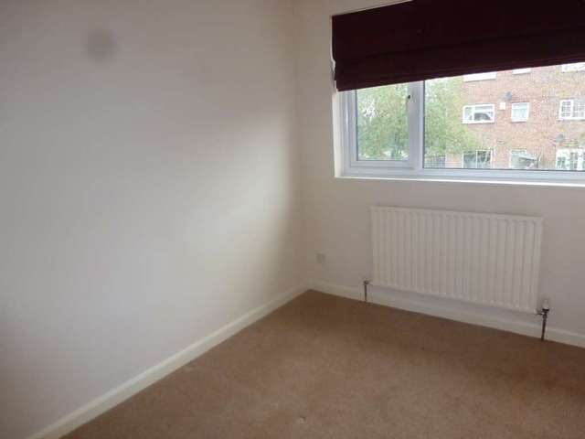  Image of 3 bedroom Terraced house to rent in Howden Close London SE28 at Howden Close Thamesmead London, SE28 8HD