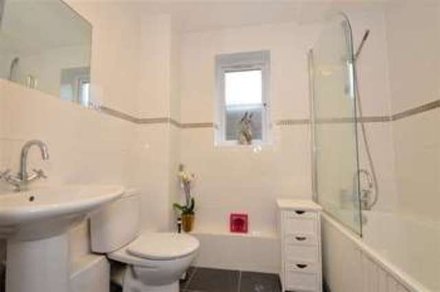  Image of 1 bedroom Detached house for sale in Jacobs Avenue Harold Wood Romford RM3 at Harold Wood Romford Harold Wood, RM3 0WR