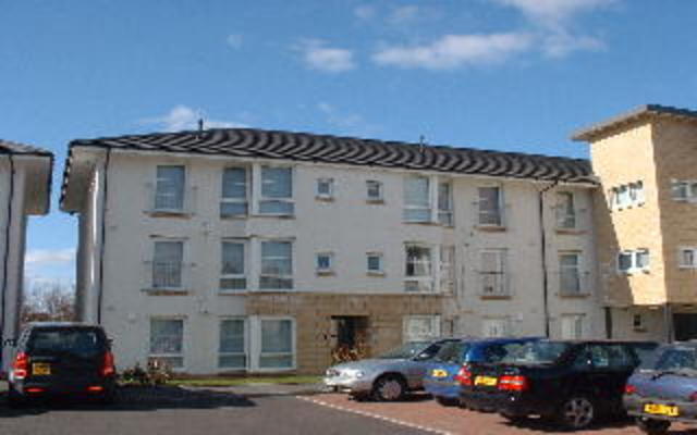  Image of 2 bedroom Flat to rent in Jenny Lind Court Thornliebank Glasgow G46 at Thornliebank Glasgow Glasgow, G46 8QH